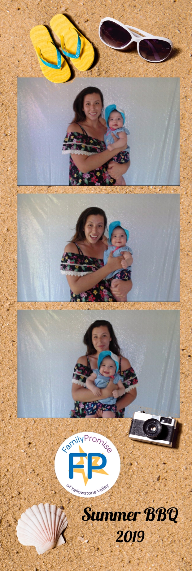 Family BBQ | View more photos from the event at gallery.photoboothbillings.com/u/PhotoBoothBillings/Family-BBQ